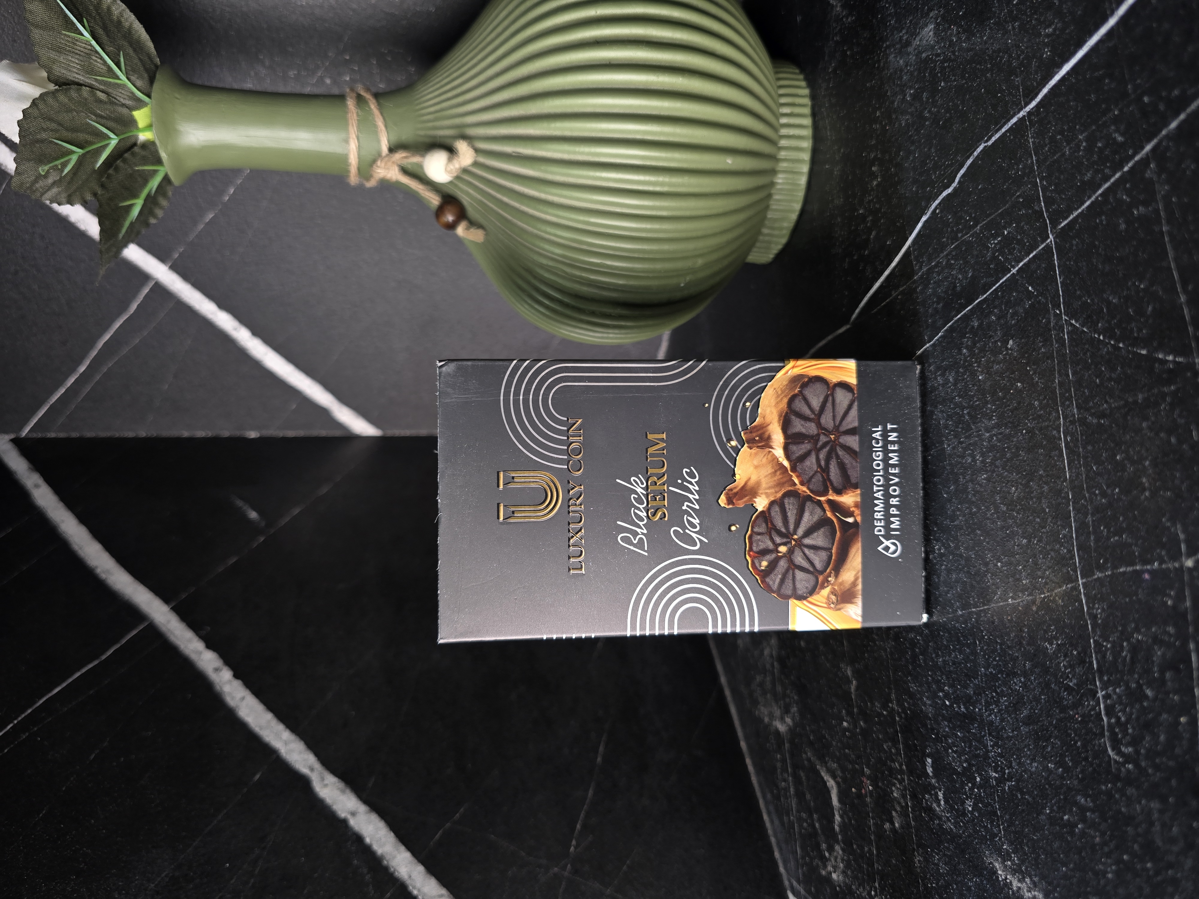 سرم سیر سیاه لاکچری کوین
