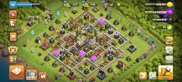 خرید اکانت مکس کلش آف کلنز تاون هال 11 لول 90 کد 25943