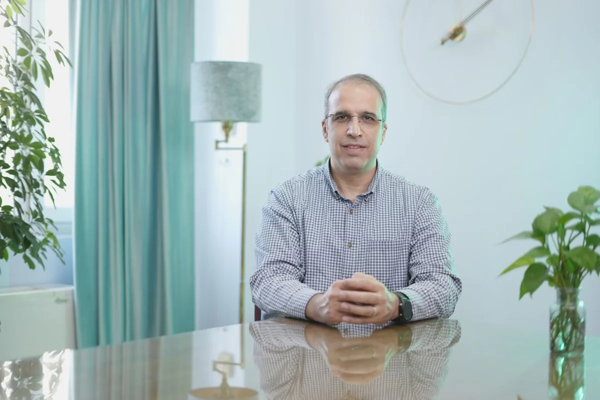 دکتر میرعلیرضا تکیار